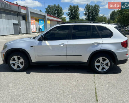 Серый БМВ Х5, объемом двигателя 2.98 л и пробегом 285 тыс. км за 15999 $, фото 15 на Automoto.ua