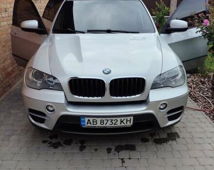 Серый БМВ Х5, объемом двигателя 2.98 л и пробегом 267 тыс. км за 15000 $, фото 1 на Automoto.ua