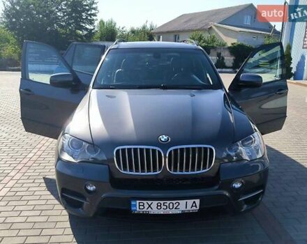 БМВ Х5 2012 в Жмеренке на Automoto.ua Серый БМВ Х5, объемом двигателя 3 л и пробегом 285 тыс. км за 17000 $, фото 6 на Automoto.ua