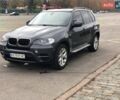 Серый БМВ Х5, объемом двигателя 3 л и пробегом 127 тыс. км за 15800 $, фото 1 на Automoto.ua
