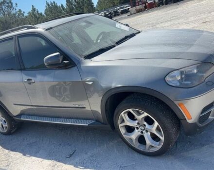 Серый БМВ Х5, объемом двигателя 3 л и пробегом 192 тыс. км за 10000 $, фото 7 на Automoto.ua