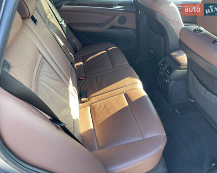 Серый БМВ Х5, объемом двигателя 3 л и пробегом 328 тыс. км за 16999 $, фото 38 на Automoto.ua