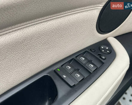 Сірий БМВ Х5, об'ємом двигуна 3 л та пробігом 285 тис. км за 15600 $, фото 27 на Automoto.ua