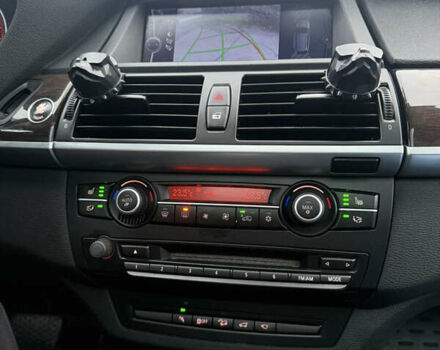 Серый БМВ Х5, объемом двигателя 2.98 л и пробегом 280 тыс. км за 12300 $, фото 10 на Automoto.ua