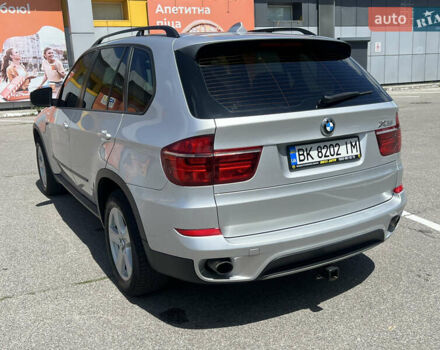 Серый БМВ Х5, объемом двигателя 2.98 л и пробегом 285 тыс. км за 15999 $, фото 11 на Automoto.ua