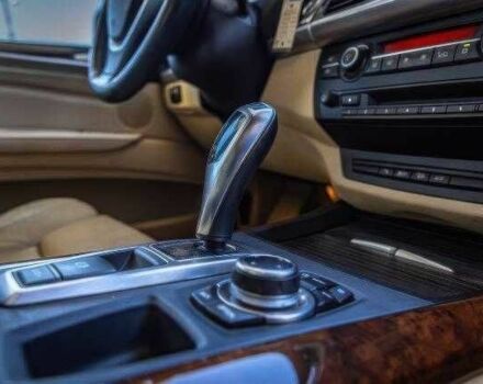 Серый БМВ Х5, объемом двигателя 3 л и пробегом 150 тыс. км за 3900 $, фото 17 на Automoto.ua