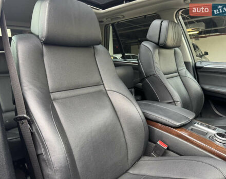 БМВ Х5 2012 в Киеве на Automoto.ua Серый БМВ Х5, объемом двигателя 2.98 л и пробегом 285 тыс. км за 12500 $, фото 10 на Automoto.ua