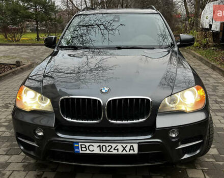 Серый БМВ Х5, объемом двигателя 2.98 л и пробегом 239 тыс. км за 12700 $, фото 1 на Automoto.ua