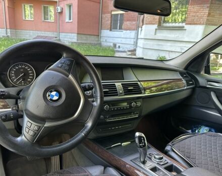 Сірий БМВ Х5, об'ємом двигуна 3 л та пробігом 167 тис. км за 17999 $, фото 4 на Automoto.ua