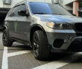 Серый БМВ Х5, объемом двигателя 3 л и пробегом 270 тыс. км за 21000 $, фото 6 на Automoto.ua