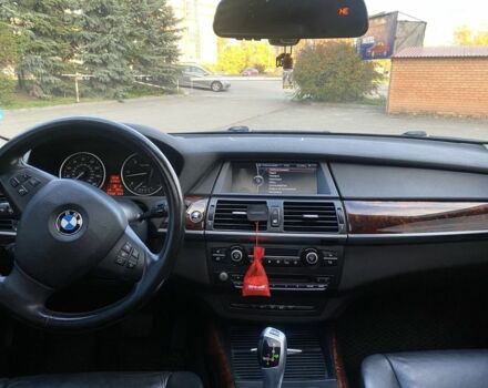 БМВ Х5 2013 в Тернополе на Automoto.ua Серый БМВ Х5, объемом двигателя 3 л и пробегом 219 тыс. км за 17500 $, фото 16 на Automoto.ua