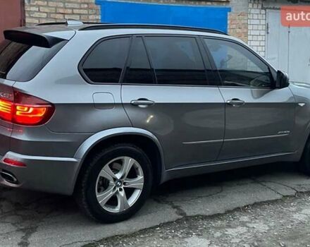 Сірий БМВ Х5, об'ємом двигуна 3 л та пробігом 274 тис. км за 22170 $, фото 4 на Automoto.ua