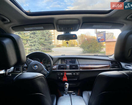 Серый БМВ Х5, объемом двигателя 3 л и пробегом 219 тыс. км за 17500 $, фото 11 на Automoto.ua