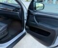 Серый БМВ Х5, объемом двигателя 3 л и пробегом 127 тыс. км за 8000 $, фото 10 на Automoto.ua