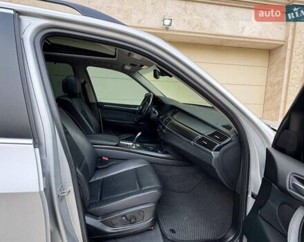 Серый БМВ Х5, объемом двигателя 2.99 л и пробегом 280 тыс. км за 19800 $, фото 22 на Automoto.ua