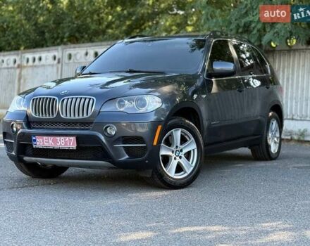 Серый БМВ Х5, объемом двигателя 3 л и пробегом 315 тыс. км за 16500 $, фото 28 на Automoto.ua