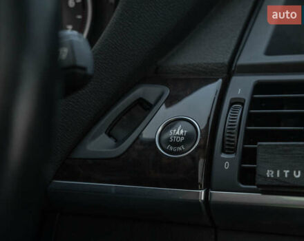 БМВ Х5 2013 в Черновцах на Automoto.ua Серый БМВ Х5, объемом двигателя 2.98 л и пробегом 189 тыс. км за 14900 $, фото 28 на Automoto.ua