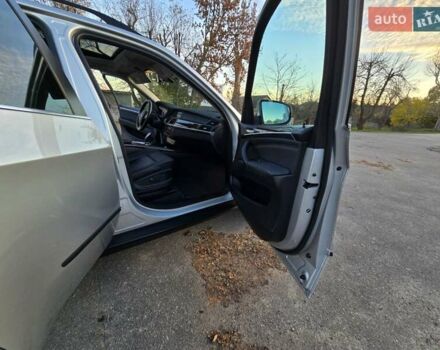 Серый БМВ Х5, объемом двигателя 2.98 л и пробегом 192 тыс. км за 14000 $, фото 29 на Automoto.ua