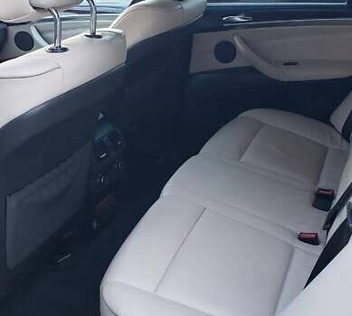 Серый БМВ Х5, объемом двигателя 2.98 л и пробегом 250 тыс. км за 20000 $, фото 11 на Automoto.ua