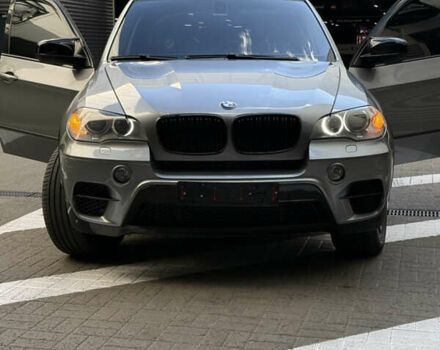 Серый БМВ Х5, объемом двигателя 3 л и пробегом 270 тыс. км за 21000 $, фото 4 на Automoto.ua