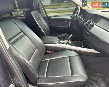 Сірий БМВ Х5, об'ємом двигуна 3 л та пробігом 320 тис. км за 16200 $, фото 18 на Automoto.ua