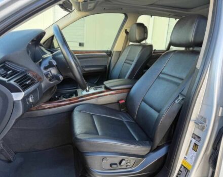 Сірий БМВ Х5, об'ємом двигуна 3 л та пробігом 88 тис. км за 12800 $, фото 6 на Automoto.ua