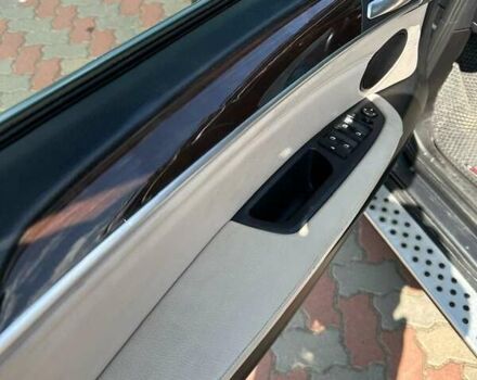 Серый БМВ Х5, объемом двигателя 2.98 л и пробегом 300 тыс. км за 16000 $, фото 8 на Automoto.ua