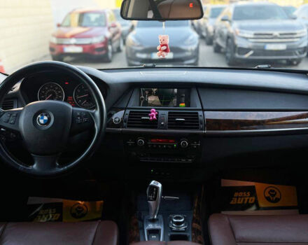 Серый БМВ Х5, объемом двигателя 3 л и пробегом 185 тыс. км за 16500 $, фото 12 на Automoto.ua