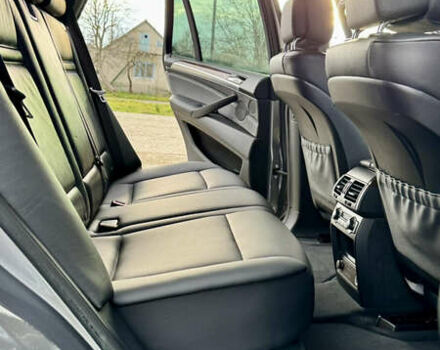 Серый БМВ Х5, объемом двигателя 2.99 л и пробегом 327 тыс. км за 16200 $, фото 23 на Automoto.ua