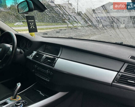Сірий БМВ Х5, об'ємом двигуна 3 л та пробігом 320 тис. км за 16200 $, фото 20 на Automoto.ua