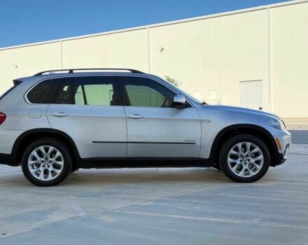 Сірий БМВ Х5, об'ємом двигуна 3 л та пробігом 88 тис. км за 12800 $, фото 2 на Automoto.ua