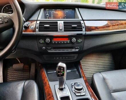 БМВ Х5 2013 в Хмельницком на Automoto.ua Серый БМВ Х5, объемом двигателя 2.99 л и пробегом 380 тыс. км за 16999 $, фото 46 на Automoto.ua