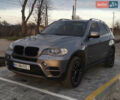 Серый БМВ Х5, объемом двигателя 3 л и пробегом 217 тыс. км за 17500 $, фото 1 на Automoto.ua