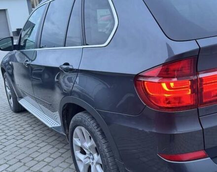 Сірий БМВ Х5, об'ємом двигуна 2.98 л та пробігом 250 тис. км за 15000 $, фото 3 на Automoto.ua