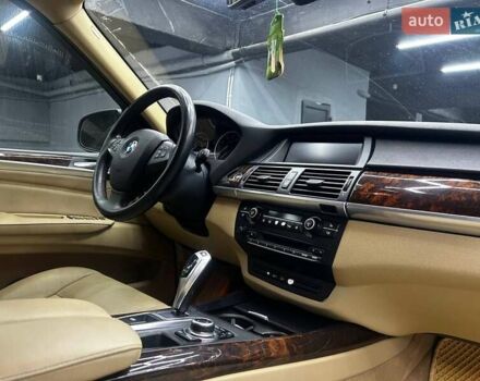 Серый БМВ Х5, объемом двигателя 2.98 л и пробегом 255 тыс. км за 14200 $, фото 17 на Automoto.ua