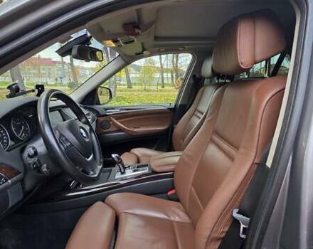 Серый БМВ Х5, объемом двигателя 2.99 л и пробегом 247 тыс. км за 18500 $, фото 19 на Automoto.ua