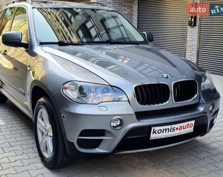 БМВ Х5 2013 в Хмельницком на Automoto.ua Серый БМВ Х5, объемом двигателя 2.99 л и пробегом 380 тыс. км за 16999 $, фото 15 на Automoto.ua