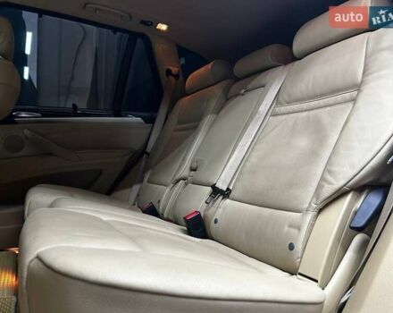 Серый БМВ Х5, объемом двигателя 2.98 л и пробегом 255 тыс. км за 14200 $, фото 13 на Automoto.ua