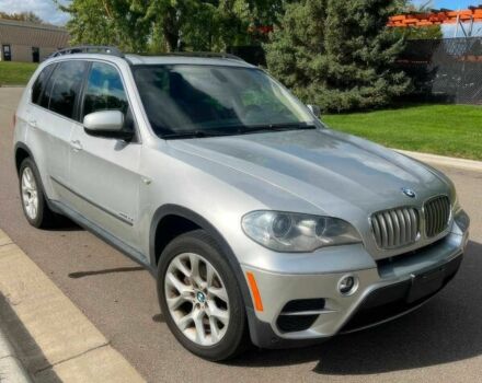 Серый БМВ Х5, объемом двигателя 3 л и пробегом 81 тыс. км за 7600 $, фото 1 на Automoto.ua