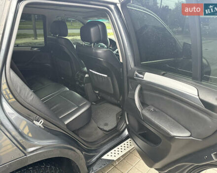 Сірий БМВ Х5, об'ємом двигуна 3 л та пробігом 320 тис. км за 16200 $, фото 9 на Automoto.ua