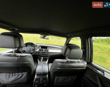 Серый БМВ Х5, объемом двигателя 3 л и пробегом 229 тыс. км за 23500 $, фото 7 на Automoto.ua