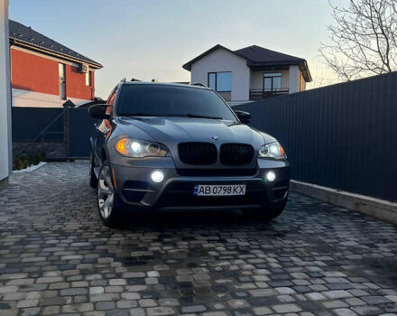 Серый БМВ Х5, объемом двигателя 3 л и пробегом 212 тыс. км за 14500 $, фото 1 на Automoto.ua