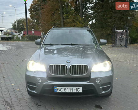 Серый БМВ Х5, объемом двигателя 3 л и пробегом 276 тыс. км за 15800 $, фото 5 на Automoto.ua