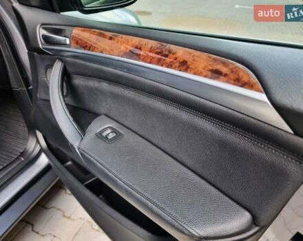 БМВ Х5 2013 в Хмельницком на Automoto.ua Серый БМВ Х5, объемом двигателя 2.99 л и пробегом 380 тыс. км за 16999 $, фото 62 на Automoto.ua