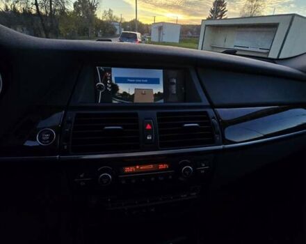 Серый БМВ Х5, объемом двигателя 2.98 л и пробегом 192 тыс. км за 14000 $, фото 46 на Automoto.ua