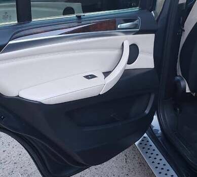 Серый БМВ Х5, объемом двигателя 2.98 л и пробегом 250 тыс. км за 20000 $, фото 14 на Automoto.ua