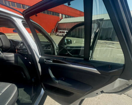 Серый БМВ Х5, объемом двигателя 2.98 л и пробегом 181 тыс. км за 15500 $, фото 8 на Automoto.ua