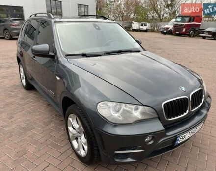 Серый БМВ Х5, объемом двигателя 3 л и пробегом 255 тыс. км за 12992 $, фото 39 на Automoto.ua