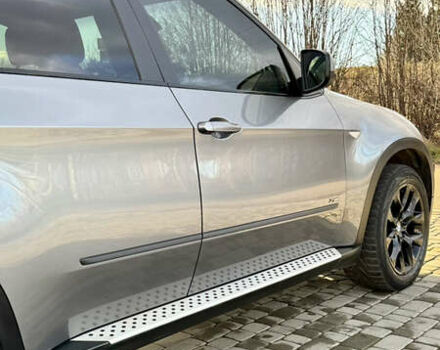 Серый БМВ Х5, объемом двигателя 2.99 л и пробегом 327 тыс. км за 16200 $, фото 13 на Automoto.ua