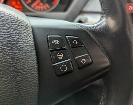 Серый БМВ Х5, объемом двигателя 3 л и пробегом 276 тыс. км за 15999 $, фото 33 на Automoto.ua